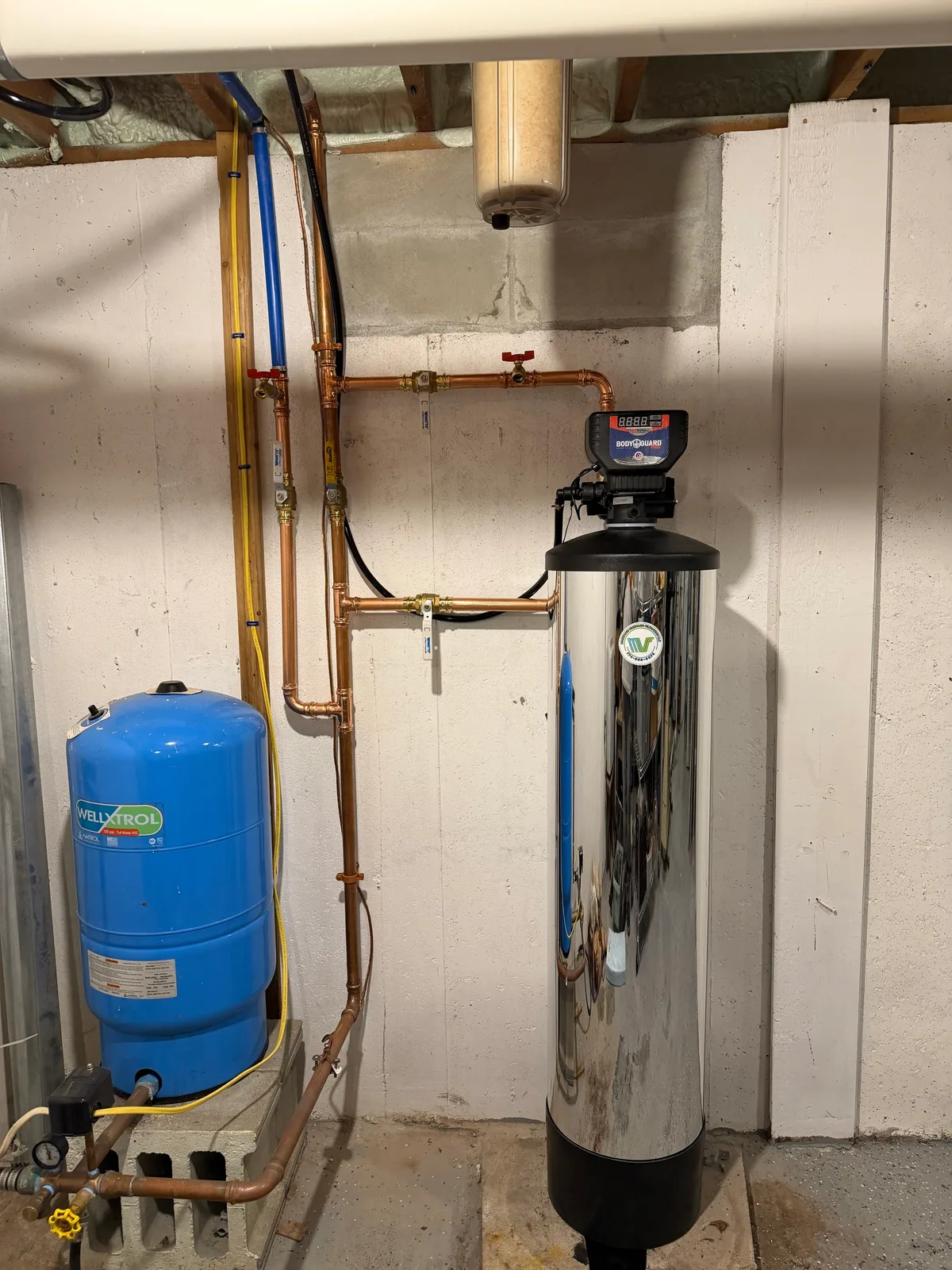 MV Filtration stainless treatment tank and pressure system